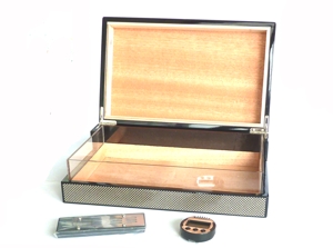 Angebot Humidor Carbone-Finish